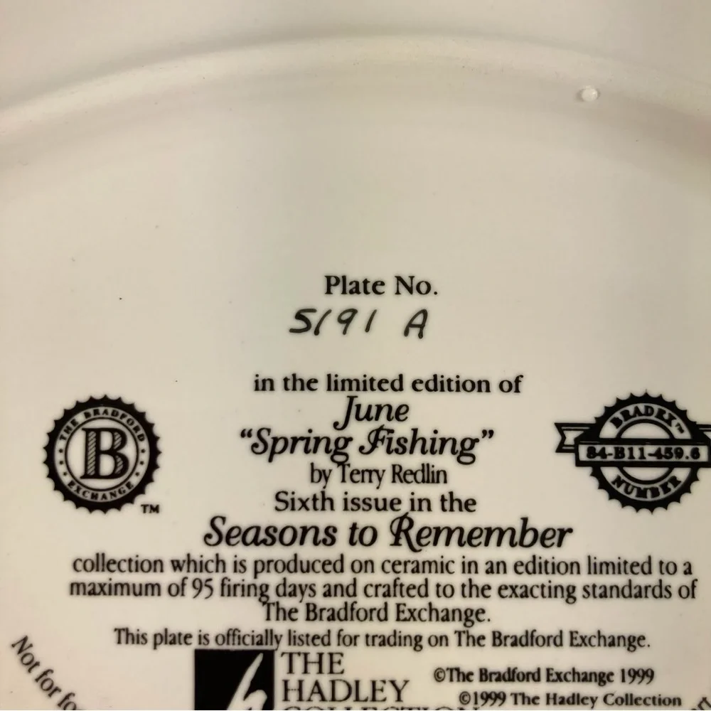 The Bradford Exchange JUNE Spring Fishing Seasons to Remember Wall Plate 1999